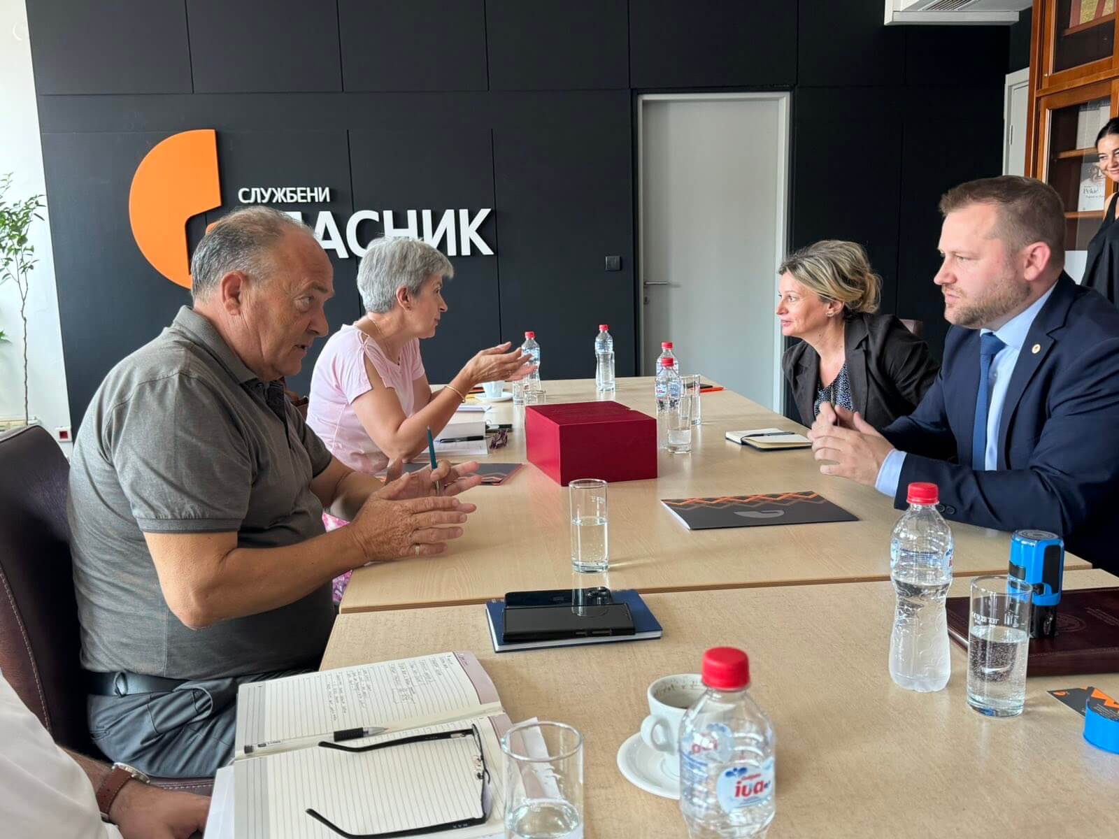 Јачање сарадње између Јавног предузећа Службени гласник и Јавне установе Службени гласник Републике Српске