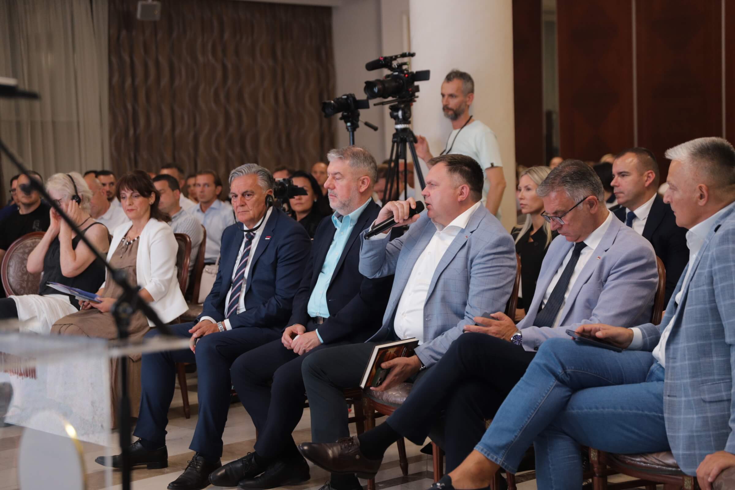 Promociјa knjige „Јoniјeva posljednja bitka: operaciјa spasavanja u Entebeu 1976"
